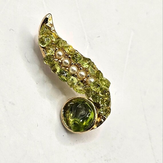 60 s Hawaiian Olivine Volcano Glass Brooch Faux Pearl Lapel Pin Pinback Statement Costume Fashion Jewelry Collectable Vintage Estate Etsy Canada