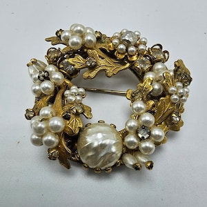 Original by Robert Brooch - Etsy