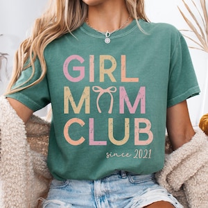 Comfort Colors Girl Mom Club Shirt, Custom Girl Mom Shirt, Girl Mama Bow Shirt, Mama Shirt for Mom Shirt, Gift for Mom, Mom of Girls Shirts