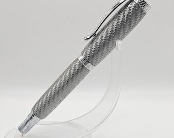 Jr. Milton Pen made with Silver Woven Fiber shown in Chrome