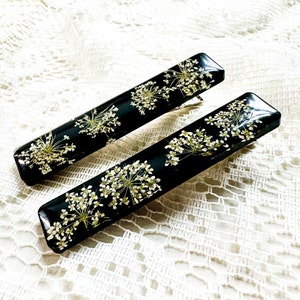 Floral Hair Clip: Pressed Queen Anne&#39;s Lace, Black Resin Alligator Clip