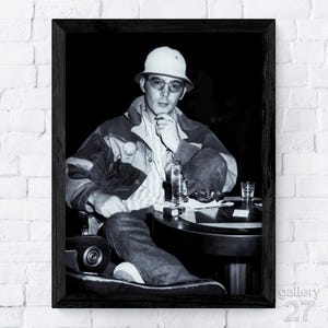 Hunter S Thompson - Fear and Loathing in las Vegas, Author, Portrait, Canvas, Metal, Framed, Ready to Hang, Premium Quality Fine Art Print