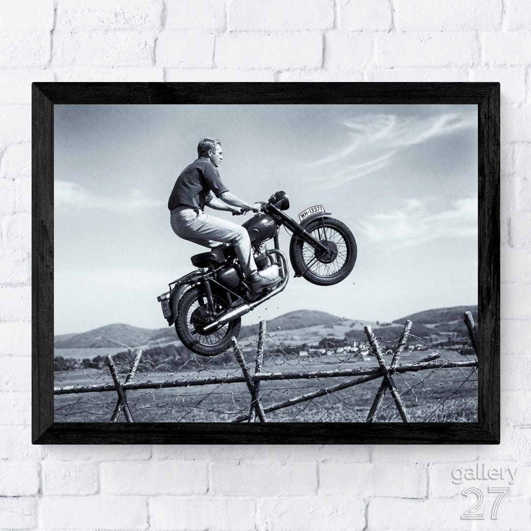 Steve Mcqueen, the Great Escape 1963 - Motorbike Jump, Classic WW2