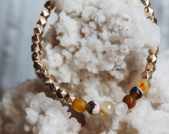 Elegant Agate + Hematite Reiki Infused Crystal Healing Bracelet | Calming | Stability | Healing Crystals | Crystal Bracelet | Intention