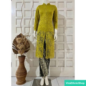 Modern Sanghai Kebaya for Invitations and Graduations: Look Different with an Elegant Suit, Kebaya Dress, Kebaya Modern, Kebaya, Kebaya Set