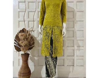 Moderne sanghai kebaya voor uitnodigingen en diploma-uitreikingen: zie er anders uit met een elegant pak, kebaya-jurk, kebaya modern, kebaya, kebaya-set
