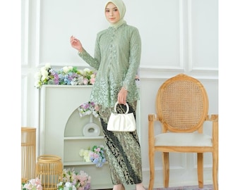 Zestaw Najma Kebaya: eleganckie połączenie matowych tiulowych perełek i luksusowych cekinów, sukienka Kebaya, Kebaya Modern, Kebaya Encim, zestaw Kebaya
