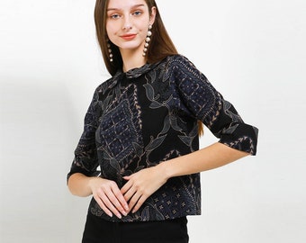 Frescor natural: blusa de mujer Suzy con motivo batik suave, mujer batik, blusa de mujer, blusa batik, blusa de diseñador, blusa para mujer