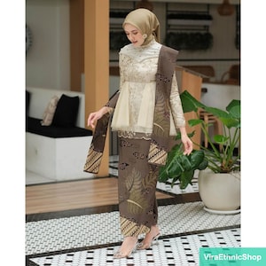 Elegant and Chic: Ameera Series Kebaya Set for Proposals and Engagements, Brukat, Kebaya Dress, Kebaya Modern, Kebaya Encim, Kebaya Set