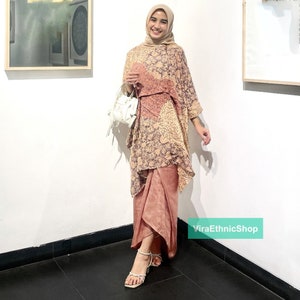 ADZKIYA Kaftan Modern Batik Top: Elegance in Batik Style, Batik Dress, Batik, Boho Dress, Ethnic Dress, Kaftan Batik, Dress, Women Dress