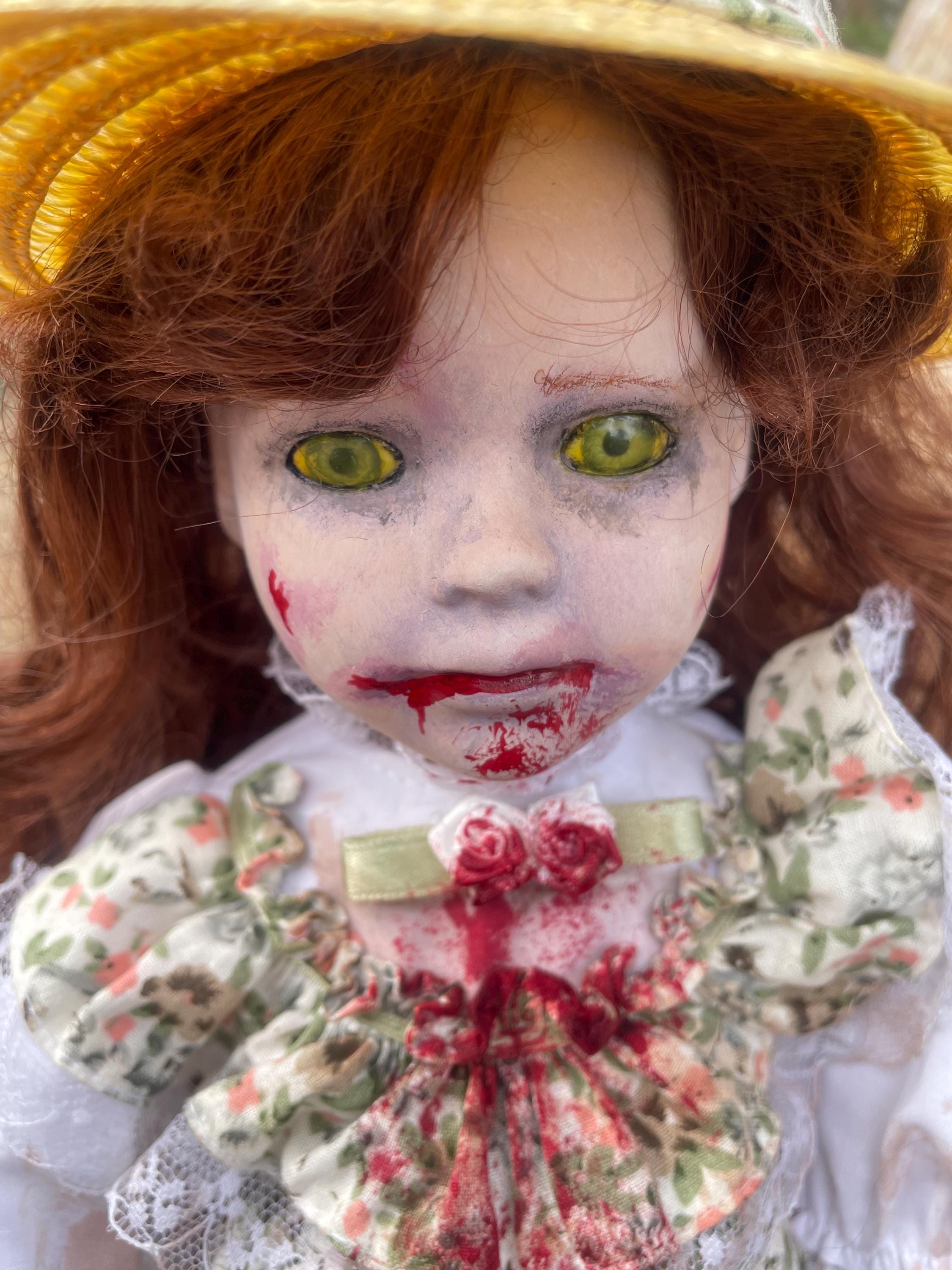 【シール付き】Fnacy Doll ファンシードール Handpainted Zombie Porcelain Doll, Creepy Cute Repurposed Vintage