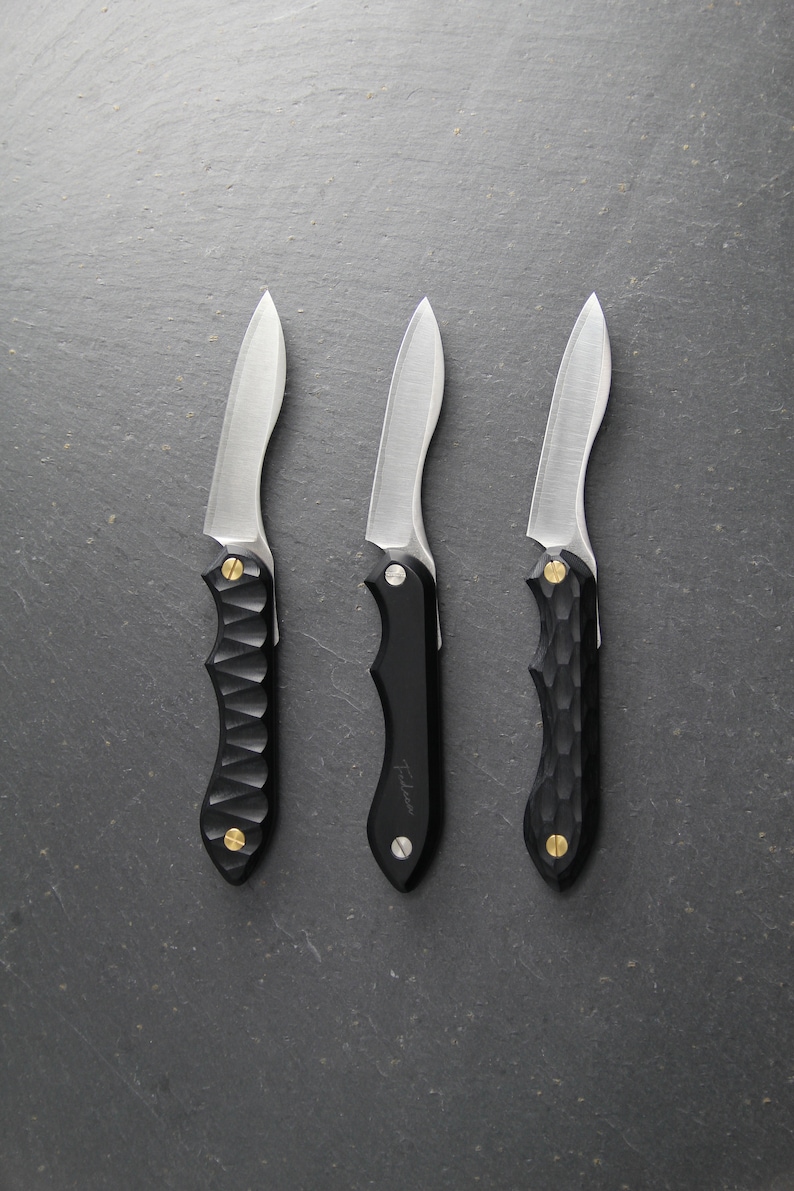 Japanese pocket knife folding knife for cooking indoors & outdoors Outdoor kitchen knife image 7