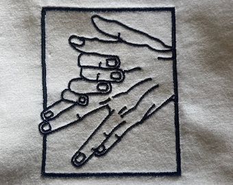刺繍入り 式神恵 シャツ/スウェットシャツ/パーカー
