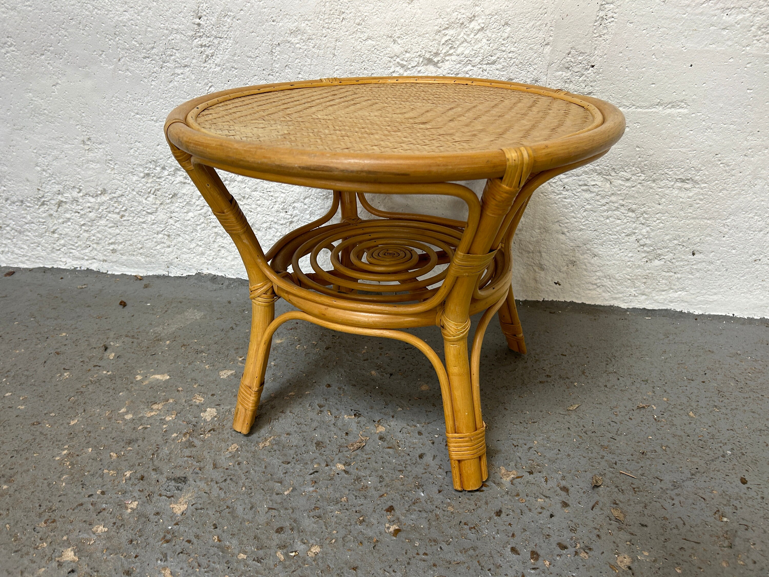 Vintage wicker cheap coffee table