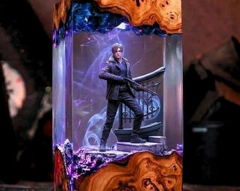Leon S Kennedy Resin Lamp, Resident Evil 9 Requiem, Epoxy Night Light, Gaming Room Decor, Diorama Lamp, Gift for Gamers,RE, Grace Ashcroft