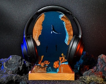 Whale and Divers Headphone Stand, Office Decor, Headset Holder, Resin Art Lamp, Ocean Diorama Lamp, Home Decor, Handmade Gift