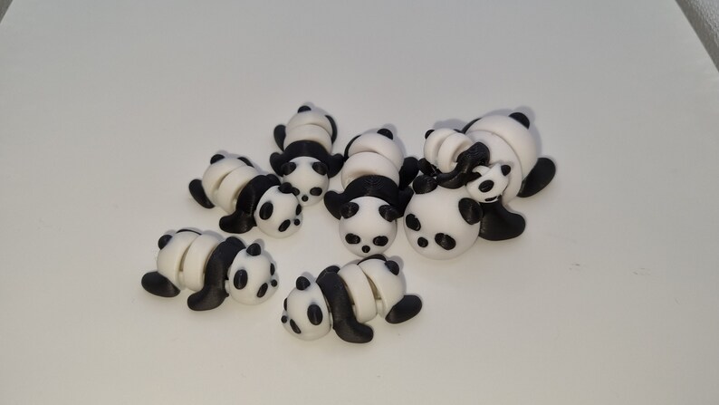 Flexible Baby Panda Spielzeug Bild 1