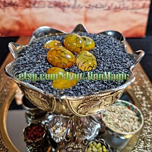 Rare Yellow King Cobra Nagamani Pearl, Magnet for Extreme Luck & Prosperity, Magical Thai Snake Stone For Wealth and Money Attraction Amulet bild 3