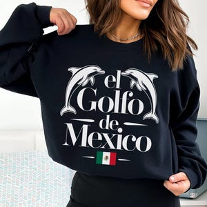 Golfo De Mexico Sweatshirt: Mexican Flag Dolphin Graphic