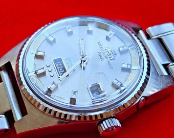 Vintage Orient 'weekly Auto Orient AAA Swimmer' Mechanical Vintage Orient 'weekly Auto Orient AAA Swimmer' Mechanical