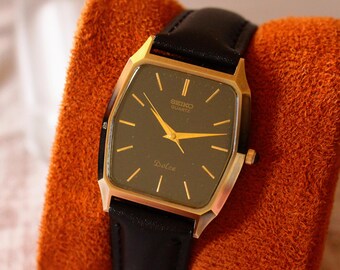 SEIKO DOLCE 6030-5540 NSAG SUWA ヴィンテージ 1982 Vintage Seiko Dolce Black Dial NSAG Hard Alloy Quartz
