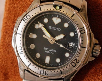 Neo-vintage Seiko Scuba 200m Dive Watch Black Dial - 2001 - 7N35