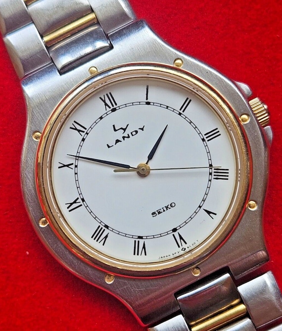 Vintage Seiko Landy Gold and Silver Mens Watch - 5P61-6B00 - Fully