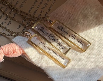 Collar con colgante de resina inspirado en LDR: cadena de acero inoxidable