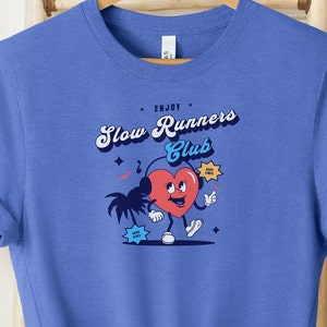 Slow Runners Club, Slow Runner Shirt, Slow Runner Gift, Funny Running TShirt, Marathon T-Shirt, Running Gift, Vintage Retro Shirt, Retro Run