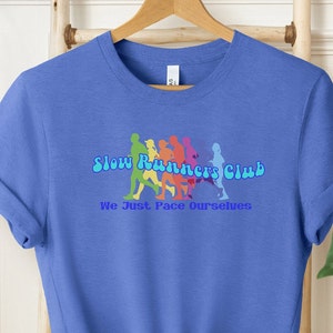 Slow Runners Club, Slow Runner Shirt, Slow Runner Gift, Funny Running TShirt, Marathon T-Shirt, Running Gift, Vintage Retro Shirt, Retro Run