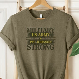 Benutzerdefinierte Familientag Bootcamp Graduierung T-Shirt Militär Graduierung Shirts Benutzerdefinierte Militär passende Familie T-Shirt Bootcamp personalisierte T-Shirts