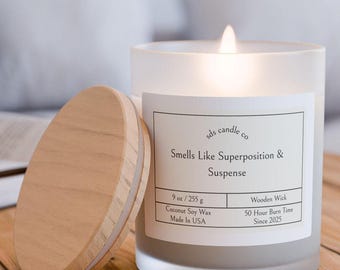 Quantum Glow Candle: Superposition Scent, Wooden Wick, 50 Hr Burn