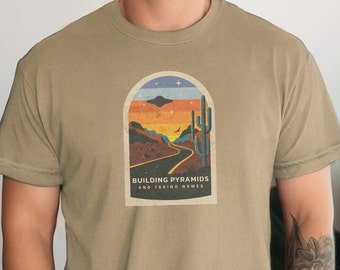 Vintage UFO Graphic T-Shirt: Conspiracy Theorist Alien Gift