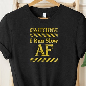 Slow Runners Club, Slow Runner Shirt, Slow Runner Gift, Funny Running TShirt, Marathon T-Shirt, Running Gift, Vintage Retro Shirt, Retro Run