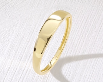Engravable 14k Solid Gold Wedding Band for Women - Minimalist Custom Signet Ring, Personalized Jewelry