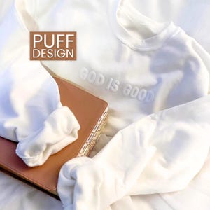 Gott ist gut Sweatshirt Christian Puff Print Rundhalsausschnitt Minimale christliche Kleidung Trendy Glaube basierende Kirche Outfit Christian Mädchen Ästhetik