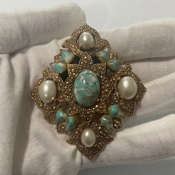 Sarah Coventry Signed 1968 Brooch/Pendant Vintage… - image 1