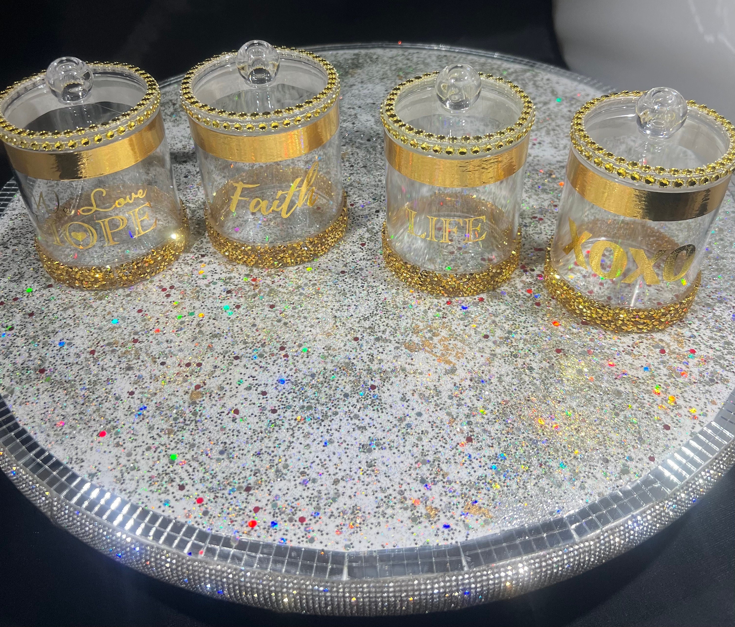 Set da bagno con brillantini in oro rosa: decorazione in vetro a specchio