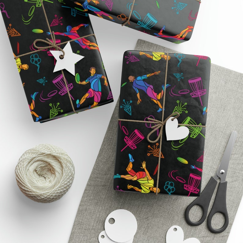 Disc Golf Wrapping Paper, Disc Golf Gifts for Him, Frisbee Golf Player Birthday Gift, Funny Wrapping Paper Roll, Disc Golf Basket Gift Wrap image 4