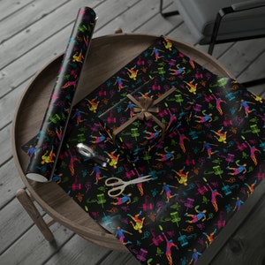 Disc Golf Wrapping Paper, Disc Golf Gifts for Him, Frisbee Golf Player Birthday Gift, Funny Wrapping Paper Roll, Disc Golf Basket Gift Wrap image 3