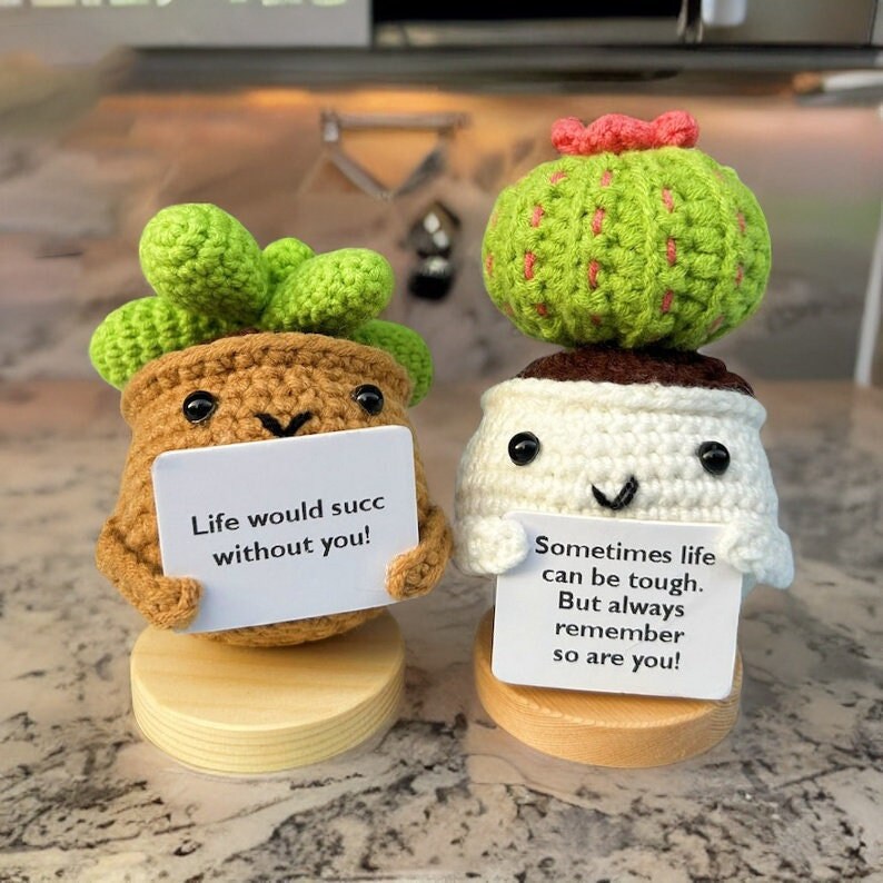 Crochet Positive Poo Plushy Desk Decor, Poop Emoji, Positive Poop Doll,  Cheer up Gift, Tiny Crochet Decoration With Positive Words, Fun Gift 