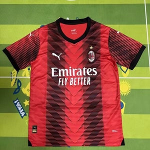 AC Milan shirt 2023-2024 image 1