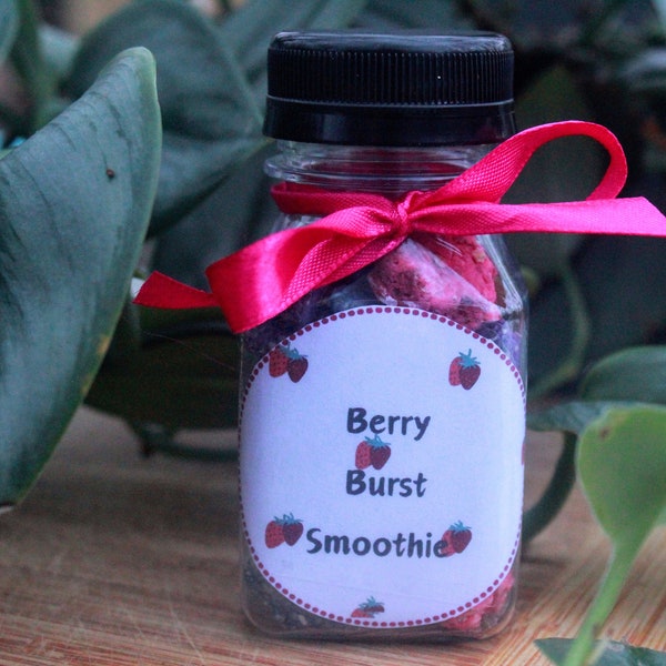 Berry burst smoothie • Organic & natural treats/toys for small pets, rabbits, guinea pigs, chinchillas, hamsters ,rats, mice, amd more