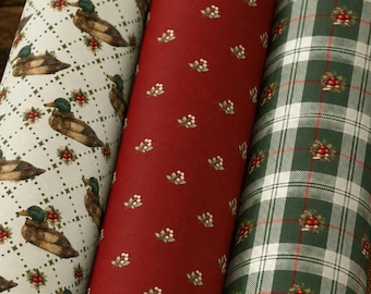Vintage Style Christmas Wrapping Paper, Cottage Duck Gift Wrap, 80s Style Holiday Farmhouse Giftwrap Collection