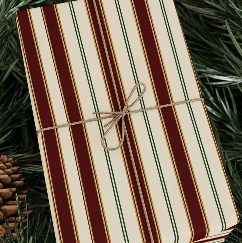 Ralph Lauren Christmas, Heritage Christmas Wrapping Paper Roll, Tartan Plaid Gift Wrap, Burgundy Green Navy Christmas Paper image 4