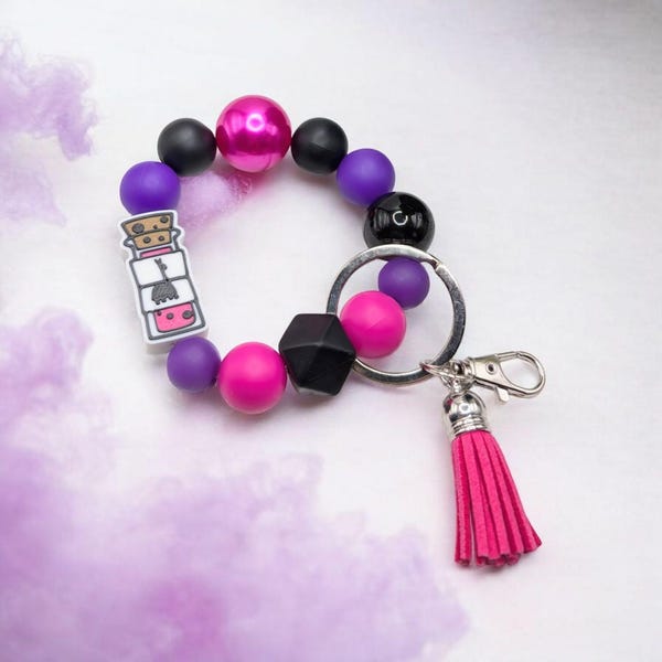 Emperors Llama Poison Stretchy Wristlet With Charm 7.5" Key Ring Keychain