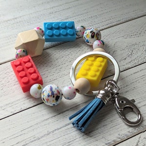 Building Brick Wristlet With Silicone Bricks 8&quot; Stretch Key Ring With Tassel