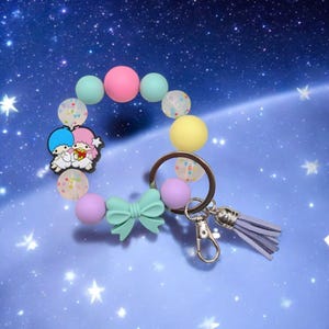 Tiny Twin Stars Japanese Wristlet Keychain 7.5&quot; Stretchy Key Ring Tasseled