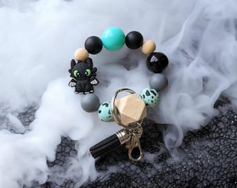 Black Viking Dragon Wristlet With Silicone Charm 7.5" Key Ring Black And Green