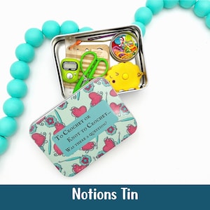 Crochet Notions Tin for Crochet Supplies Needle Gauge for Crochet Gift for Mother&#39;s Day Stitch Markers for Crochet Box of Crochet Notions